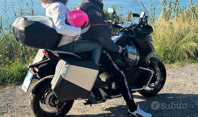 Honda X-ADV 750 DCT Travel 2024 - pari al nuovo