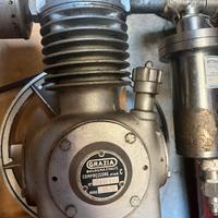 Gruppo pompante compressore vintage
