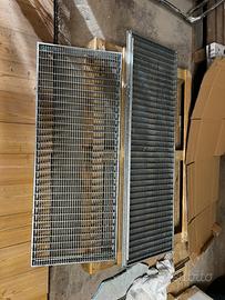 Griglie pedonali bocche di lupo