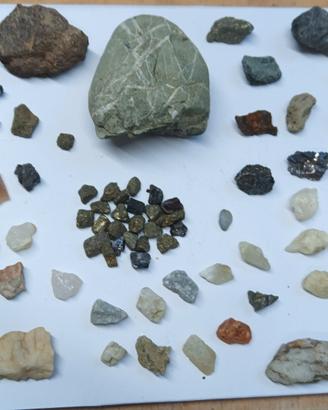 Misto di Minerali e Pietre 