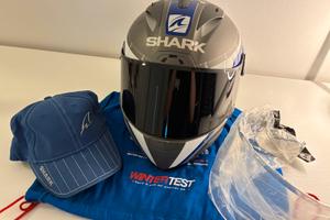 Casco Shark in carbonio firmato Jorge Lorenzo