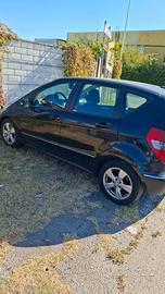 MERCEDES CLASSE A DEL 2012 PER RICAMBI