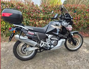 Honda Africa twin 750 RD07