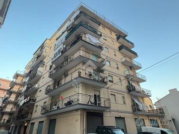 3 LOCALI A PALERMO