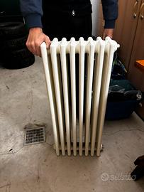 Termosifone bianco in ghisa