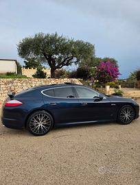Panamera 4s 4.8 v8 109000 km