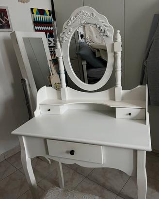 Tavolo da trucco con specchio toeletta