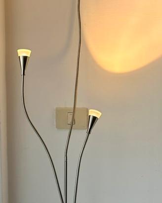 Lampada LED da terra a braccia flessibile 160x20 👇