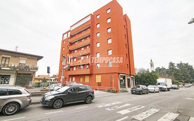 TRILOCALE CON CANTINA