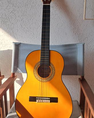 chitarra classica per ragazzi/e