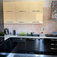 Cucina, camera da letto, soggiorno, bagno
