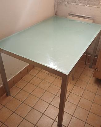 Tavolo + 4 sedia