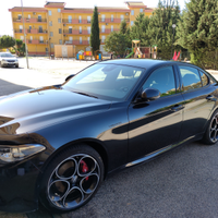 Alfa Romeo Giulia Veloce My20 Nero Vulcano 210 cv