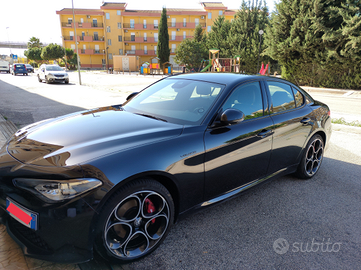 Alfa Romeo Giulia Veloce My20 Nero Vulcano 210 cv