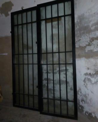 Cancello di sicurezza in ferro acciaioso 