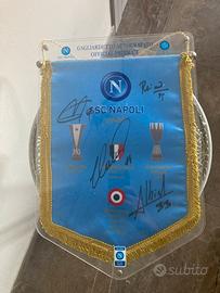 SSC Napoli gagliardetto ufficiale autografato 2013
