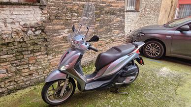 Piaggio Medley 125 Abs celeste