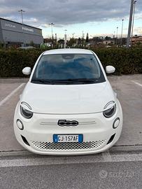 Fiat 500 500e Berlina 23,8 kWh Action