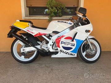 RGV 250 VJ21 PEPSI