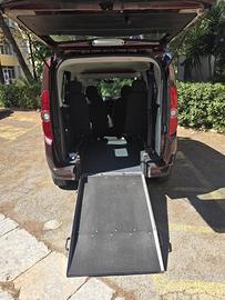 Fiat Doblò 1.6 MJT Trasporto disabili