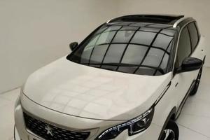 3008 Peugeot 