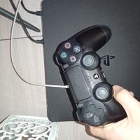 PlayStation 4 slim 