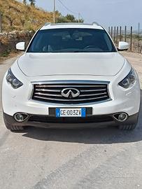 infiniti qx70