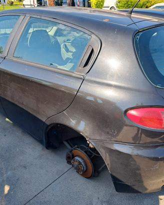 Portiera alfa romeo 147