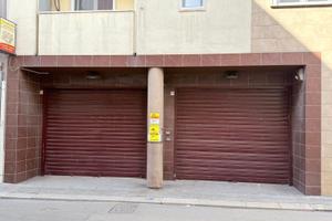 Locale commerciale mq 135 - 2 vetrine