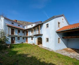 Splendida casa carsica dei primi 900