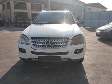 Mercedes ML 320 642940 2009 demolito per ricambi 