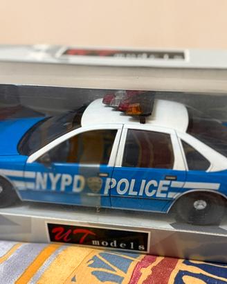 Ut Models 1/18 NYPD modellino polizia