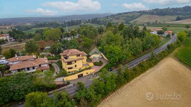 2 LOCALI A MARANELLO