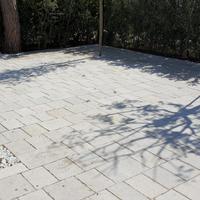 Pavimenti esterni interni di pietre e rivestimenti