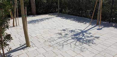 Pavimenti esterni interni di pietre e rivestimenti