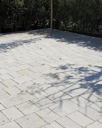 Pavimenti esterni interni di pietre e rivestimenti