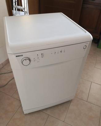lavastoviglie Beko DFN 1503