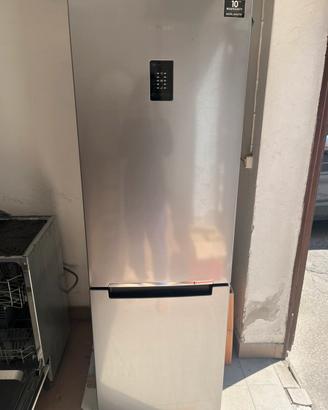 Frigorifero No-frost Samsung rb31ferncsa