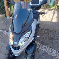 Piaggio MP3 300 hpe