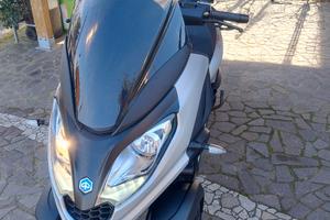 Piaggio MP3 300 hpe