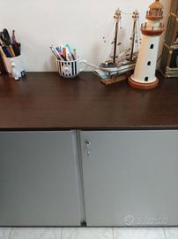 Mobile ufficio; credenza; TV; 3 ante; armadietto.