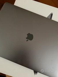 MacBook pro da 15 16gb ram i9-8core