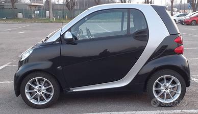 Smart Fortwo 2011 1.0 MHD Passion 52Kw