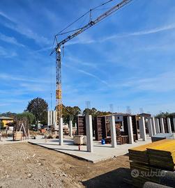 Gru edile automontante Liebherr 65K1 2021 43mt