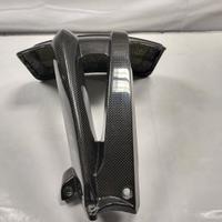 PARAFANGO POSTERIORE IN FIBRA DI CARBONIO PER BMW