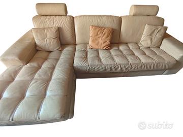 Divano in vera pelle con chaiselongue. Eraclesofà.