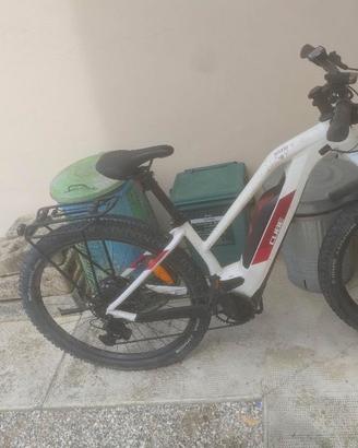 Bici elettrica cube 500 pro 2020
