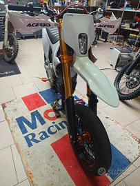 Supermotard Stark Varg SM Alpha 80cv con kit slick