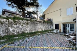 Comodo magazzino in zona semicentrale