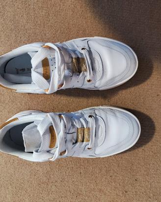 scarpe sneakers Lacoste bianco/oro n. 39